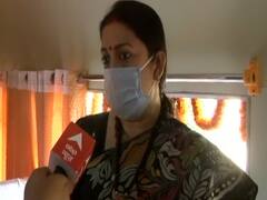 Mission Bengal : केंद्रीय मंत्री Smriti Irani का बंगाल में Road Show, सांसद Roopa Ganguly भी मौजूद