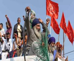 किसान आंदोलन का 80वां दिन, बॉर्डर पर संयुक्त किसान मोर्चा की पंचायत। 