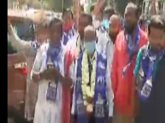 Vadodara માં બહુજન સમાજ પાર્ટીના વોર્ડ નંબર 4ના ઉમેદવારે ફોર્મ ભર્યું, જુઓ વીડિયો