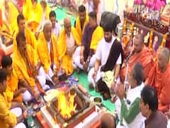 Rajkot:CM રૂપાણી જલદી સ્વસ્થ થાય તે માટે યોજાયો યજ્ઞ,જિજ્ઞેશ દાદા સહિત કોણ રહ્યુ હાજર?