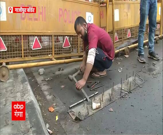 कंफ्यूज न हों, Ghazipur Border से कीलें हटी नहीं हैं, बल्कि... | Kisan Andolan 