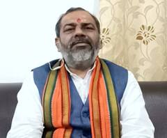 लेबर कॉलोनियों के कब्जाधारियों से कैसे निपट रही है Yogi सरकार? | Baat Toh Chubegi 