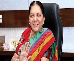 हंगामे के बीच शुरू हुआ विधानसभा का बजट सत्र, सुनिए क्या बोलीं राज्यपाल ? | ABP Ganga 