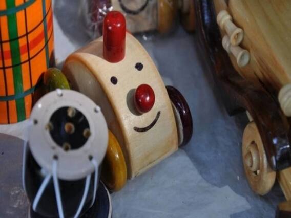 The India Toy Fair 2021: चीन को पीछे छोड़ अब खिलौना बाजार पर अब भारत का होगा कब्जा