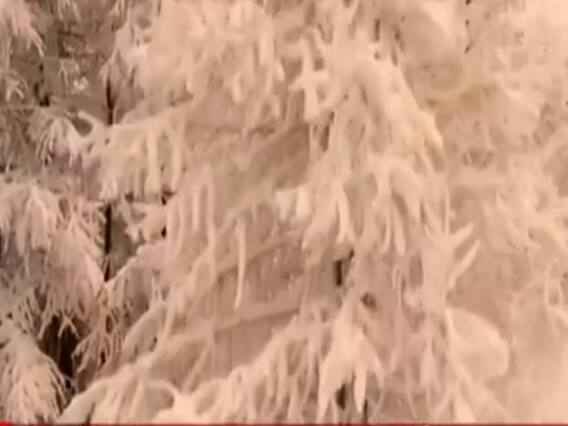 इटली में 'नारंगी बर्फबारी' बनी लोगों के लिए मुसीबत