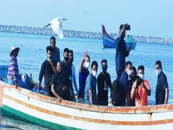 કેરળના કોલ્લમમાં રાહુલ ગાંધીએ માછીમારો સાથે કરી માછીમારી, જુઓ વીડિયો