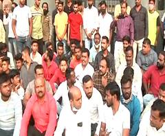 Shivjayanti 2021 | शिवजयंती उत्सवाला परवानगी नाकारल्यामुळं नाशिकमध्ये शिवप्रेमींचं ठिय्या आंदोलन 