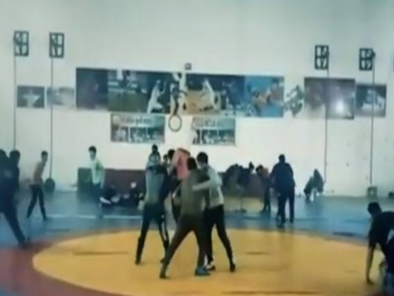 सनसनी: सिरफिरे कोच का खूनी खेल !