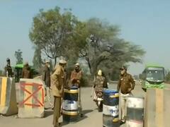Farmers Protest: चक्का जाम को देखते हुए सिंघु बॉर्डर पर Delhi Police ने किए सुरक्षा के इंतजाम