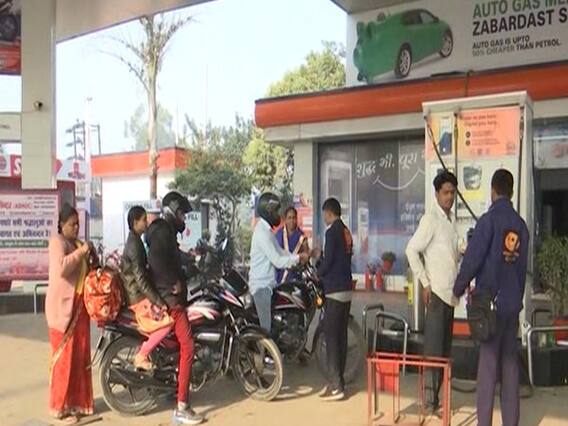 Petrol-डीजल की बढ़ती कीमतों से जनता त्रस्त, कब मिलेगी राहत?