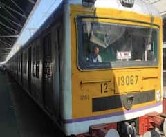 Rail Blockade in Nadia: হল্ট স্টেশনে সব ট্রেন দাঁড়ানোর দাবি, রেল অবরোধ নদিয়ার জালালখালিতে