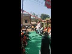 ભાજપના મંત્રી ગણપત વસાવાએ આપી ધમકી, કહ્યું- એક જ ઓર્ડર કરાવીશ તો ડમ્બર બંધ થઈ જશે....