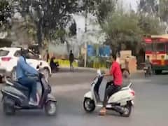 सड़क पर ट्रैफिक नियमों की अनदेखी क्यों? जल्दबाजी में मौत को न्योता देते हैं लोग !