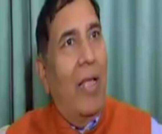 Lucknow: सपा MLC वासुदेव यादव के खिलाफ बड़ी कार्रवाई, आय से अधिक संपत्ति का आरोप