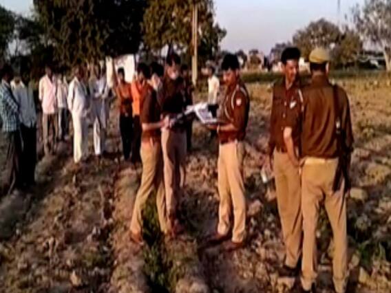 UP: हाथरस में पिता ने बेटी से छेड़छाड़ की शिकायत पुलिस में की तो मनचलों ने गोलियों से भूना