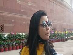 TMC ने BJP उम्मीदवार Swapan Dasgupta को घेरा, Mahua Moitra ने RS सदस्यता पर उठाए सवाल