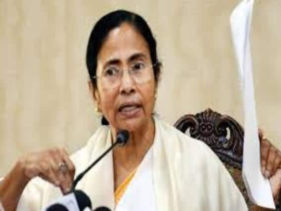 देश में इस वक्त सिर्फ एक महिला मुख्यमंत्री होने के क्या मायने हैं? | Women's Day 2021