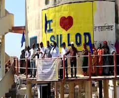 Sholay Style protest | औरंगाबादच्या सिल्लोड नगरपरिषदेतील स्वच्छता कामगारांचं मागील 20 तासांपासून आंदोलन