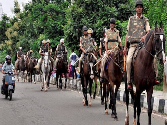 CISF के 52वें स्थापना दिवस के मौके पर गृह सचिव Ajay Kumar Bhalla ने जवानों को किया संबोधित
