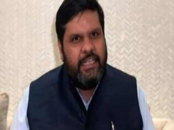 नौकरी के लिए योग्यता जरूरी है या फिर स्थानीय होना? Congress के Gaurav Vallabh vs BJP के जवाहर यादव