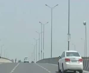इस महीने आम लोगों के लिए खुल रहा है Delhi-Meerut Expressway, सिर्फ 45 मिनट का होगा सफर