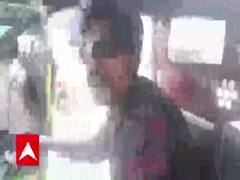 Varanasi में Corona को लेकर भयंकर लापरवाही, बिना Mask लगाए सड़कों पर घूम रहे लोग