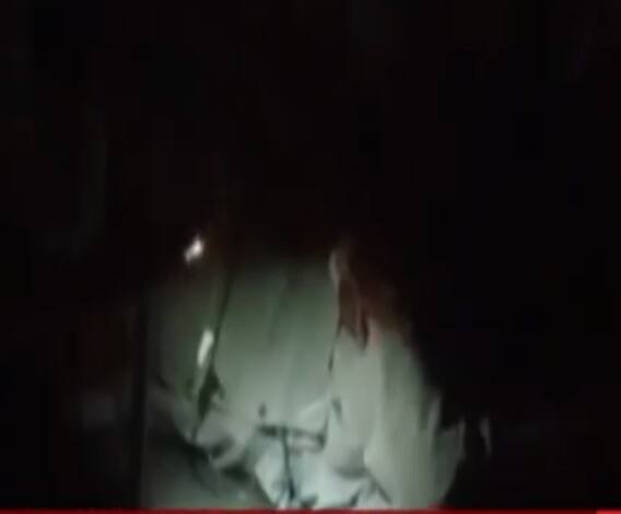 कब खत्म होगा स्वास्थ्य विभाग का अंधेरा, कब तक बत्ती गुल में होता रहेगा इलाज ? | Hardoi 