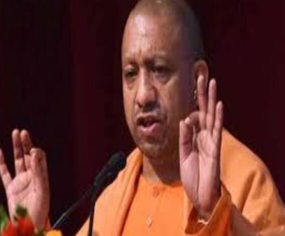 'अब बंगाल के लोग रोजगार के लिए यूपी आते हैं' | CM Yogi Adityanath | West Bengal 