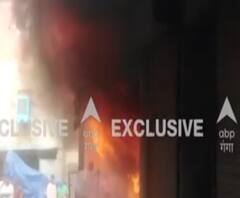 Noida: राशन की दुकान में लगी भीषण आग, आसमान में दिखा धुएं का गुबार