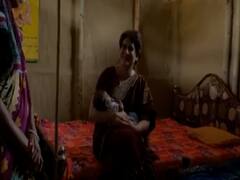 Priyanka Gandhi Vadra तेजपुर पहुंचीं, बच्चे को गोद में लेकर दुलारा