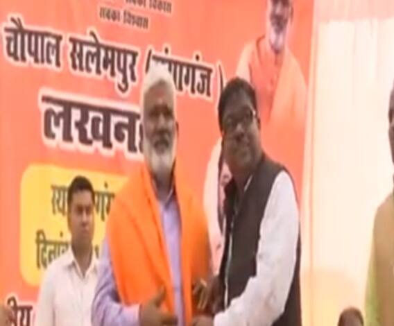 ग्राम चौपाल अभियान की शुरुआत, स्वतंत्र देव सिंह ने लगाई पहली चौपाल | ABP Ganga