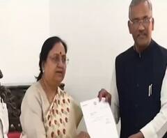 Delhi से Dehradun के बीच पल-पल ऐसे बदले सियासी समीकरण | Trivendra Rawat | Mudde Ki Baat 