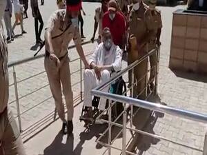 किसकी एंबुलेंस में मुख्तार? एंबुलेंस का रहस्य? महामारी की 'दूसरी लहर' मतलब महाविनाश! | Master Stroke