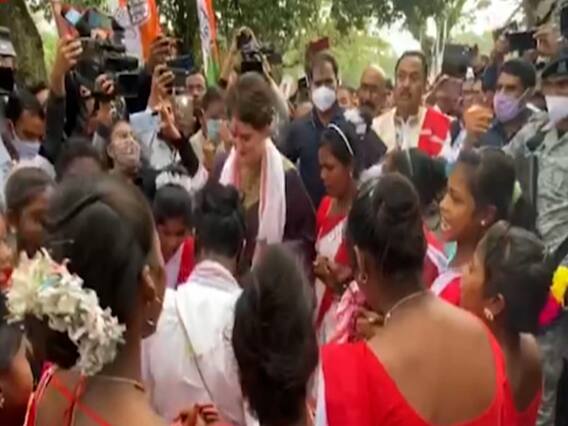 Priyanka Gandhi के असम दौरे का दूसरा दिन, आज चाय बागान की महिला मजदूरों से करेंगी बात