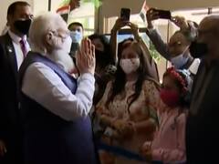 Bangladesh पहुंचे PM Modi का Dhaka में शानदार स्वागत, कल Bengal चुनाव के दिन जाएंगे मतुआ मंदिर