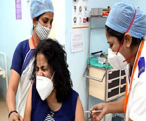 एक महीने में UP में 4 गुना बढ़े कोरोना के केस,  Lucknow के हाल सबसे ज्यादा खराब | Mudde Ki Baat 