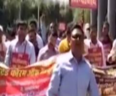 आज है बैंक का काम तो ये खबर आपके लिए है। Bank Strike 