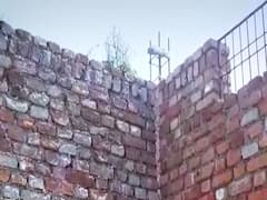 PMAY में लगा 'करप्शन का कीड़ा', घर तो है लेकिन छत नहीं! | घंटी बजाओ (09.03.2021)