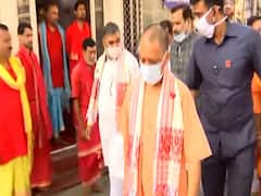 Assam पहुंचे CM Yogi, मां कामाख्या के किए दर्शन