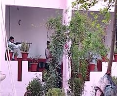 जब सरकारी दफ्तर में खुलेआम निशानेबाजी करने लगे अफसर | Kanpur | ABP Ganga 