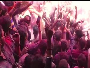 कोरोना को क्यों रास आते हैं भारत के त्यौहार? | Master Stroke | 26 March 2021