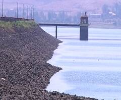 नाशिककरांनो पाणी जपून वापरा! गंगापूर धरणात केवळ 54% पाणी साठा शिल्लक, उन्हामुळे पाणीसाठा आटला