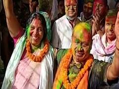 JDU विधायक भूले अपनी ही सरकार की कोरोना गाइडलाइन, सार्वजनिक होली कार्यक्रम में हुए शामिल