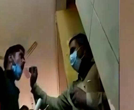 Agra में Covid जांच के नाम पर अवैध वसूली का VIDEO वायरल 