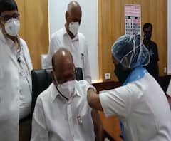 Sharad Pawar COVID Vaccination | शरद पवार यांनी जे.जे रुग्णालयात लस घेतली