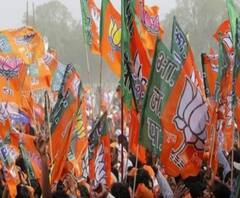 Uttarakhand में आनन-फानन में बुलाई गई BJP कोर कमेटी की बैठक, CM रावत देहरादून रवाना