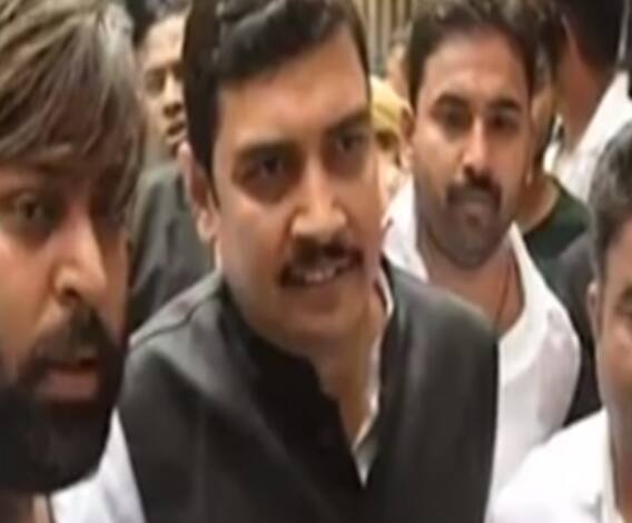 BSP सांसद Atul Rai की मुश्किलें बढ़ीं!  SC ने दुष्कर्म मामले की सुनवाई पर लगाई रोक