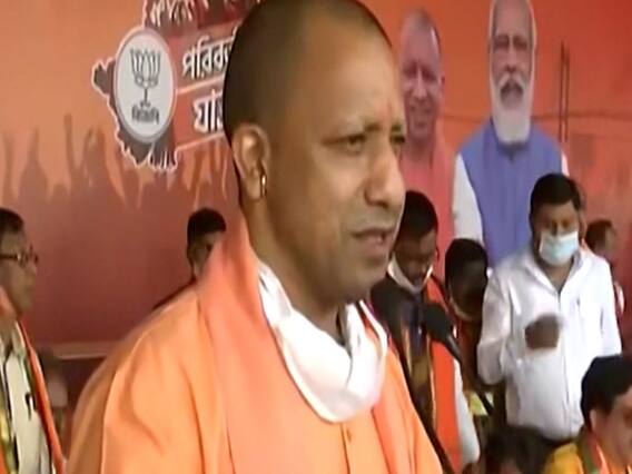 Malda में बोले योगी- ममता दीदी UP से सीखें राम भक्तों पर गोली चलाने वाली सरकारों के साथ क्या होता है | कौन बनेगा मुख्यमंत्री (02.03.2021)