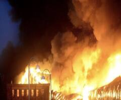 विस्फोटक पदार्थ फटने से मचा हड़कंप | Meerut | High Alert | ABP Ganga