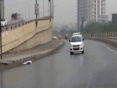 Delhi-NCR में हल्की बारिश से तापमान में गिरावट, आज पूरे दिन हल्की बारिश का अनुमान